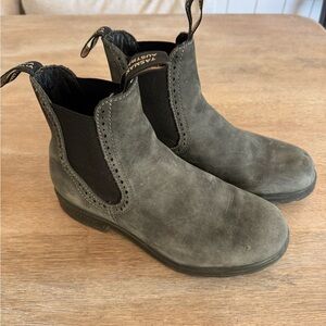 Blundstone Gray Ankle Boots